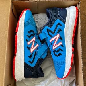 NIB Toddler New Balance 8.5 neon blue and red sneakers